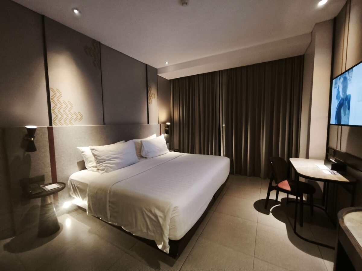 Menepi Sejenak di Santika Premiere Padang