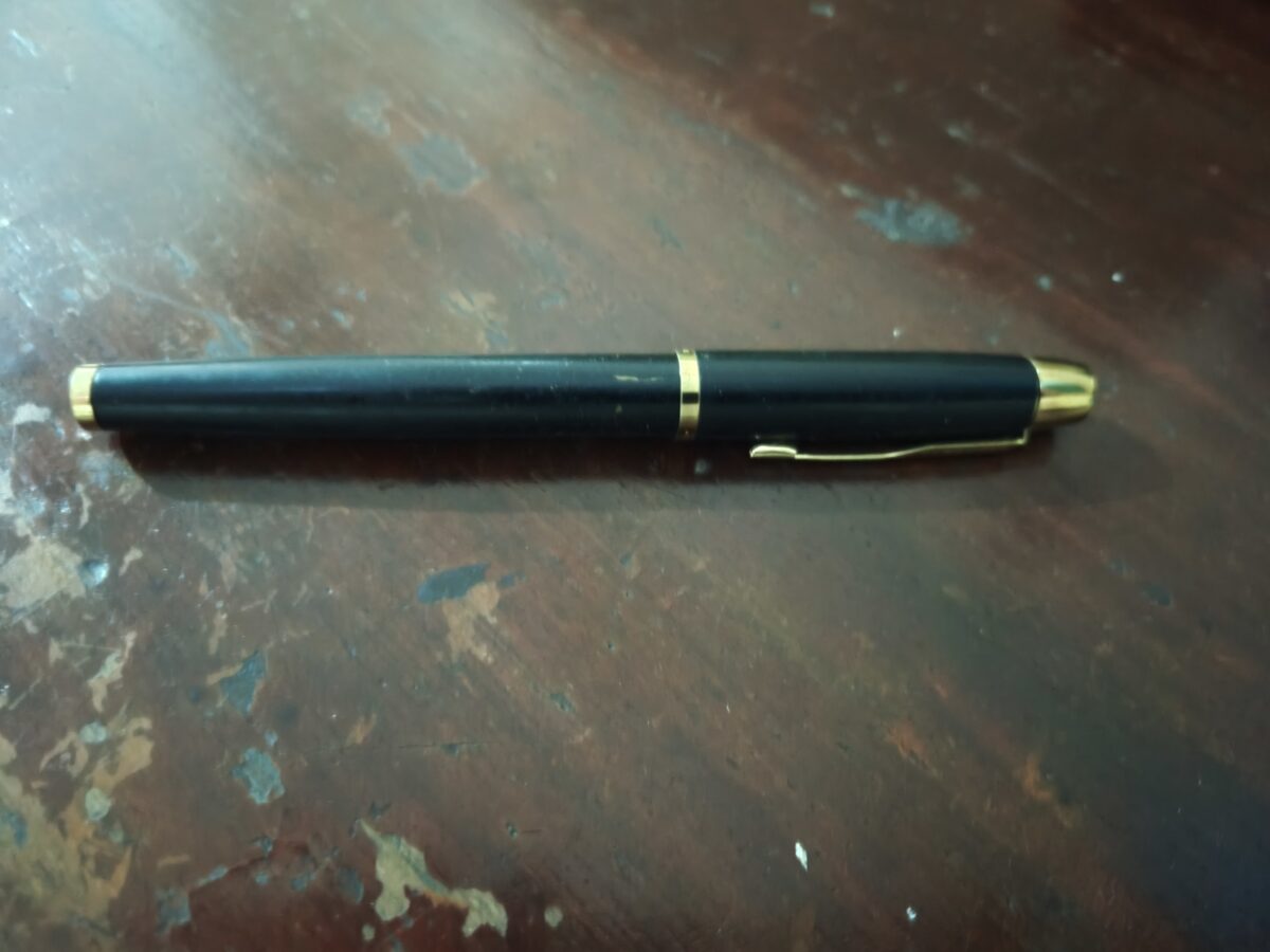 Pulpen Parker dan Suara yang Tak Pernah Saya Ucapkan